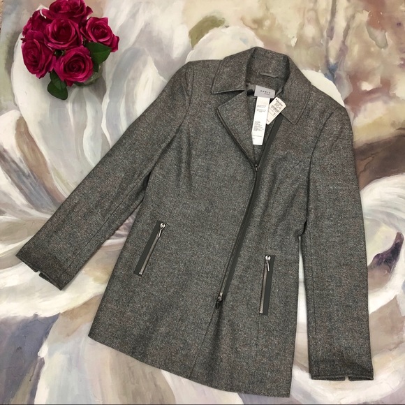 Akris Tops - 🔴Akris ⭐️⭐️⭐️⭐️⭐️ size 4-6!